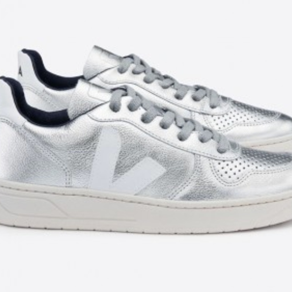 BRAND NEW: Veja V10 Silver Leather Sneakers
